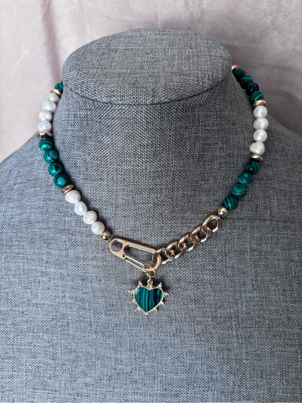 Pearl and Green Bead Necklace - Elegant Women's Jewelry